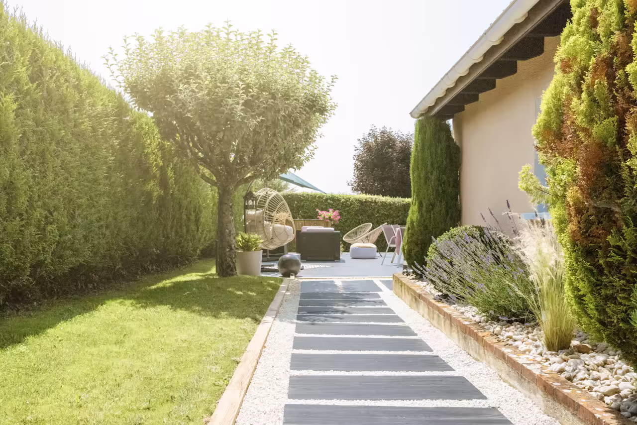 allée de jardin - circulation - jardin conseil naucelles Cantal